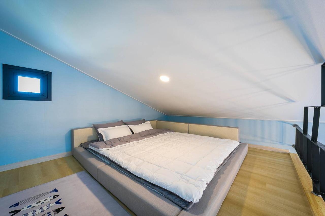 Gangneung Haesolnaeeum Pension Екстериор снимка