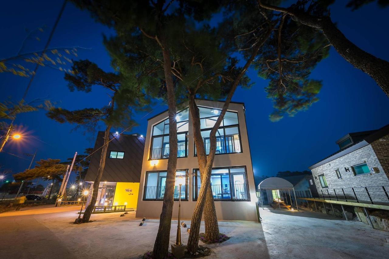 Gangneung Haesolnaeeum Pension Екстериор снимка